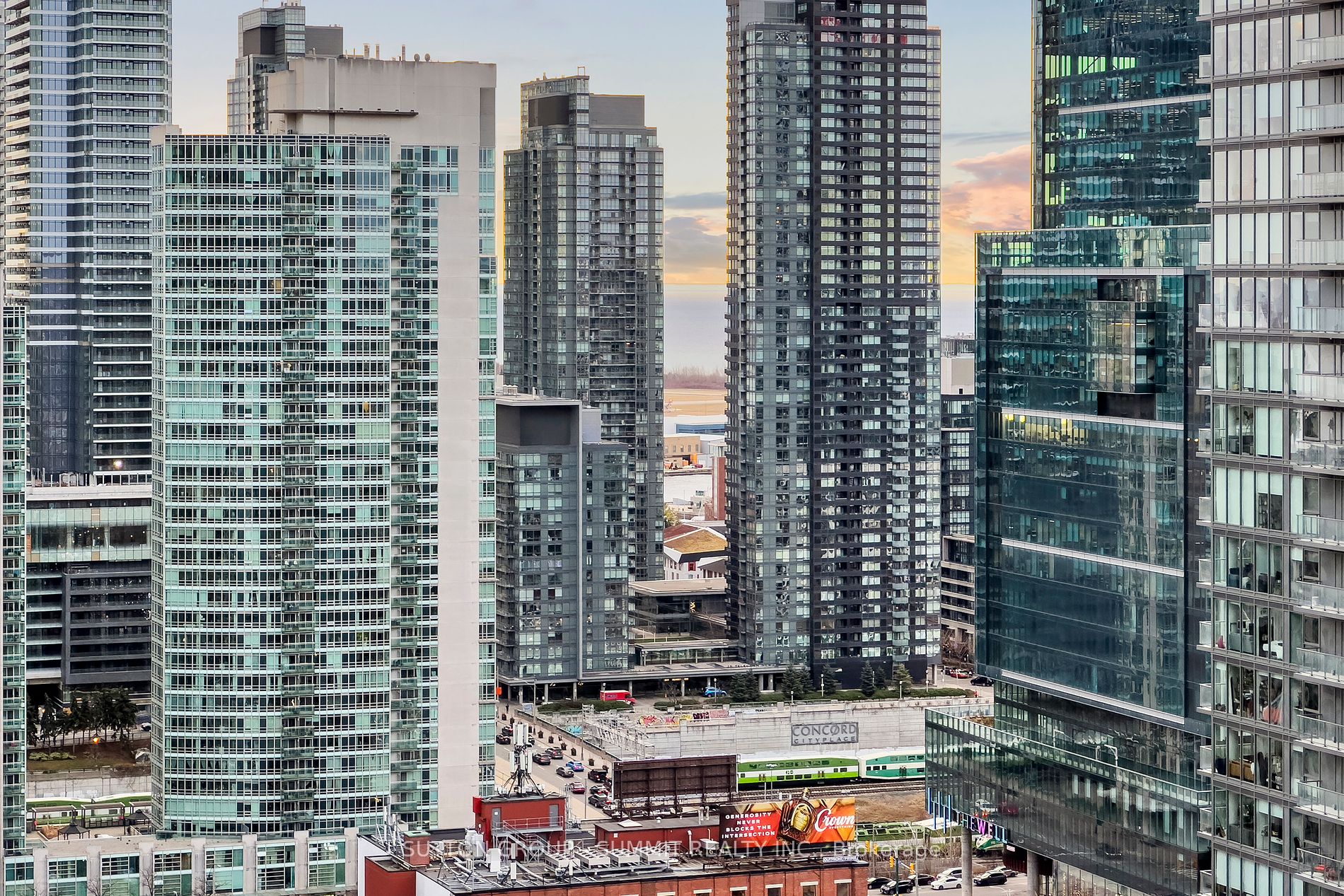 11 Charlotte St, #2501