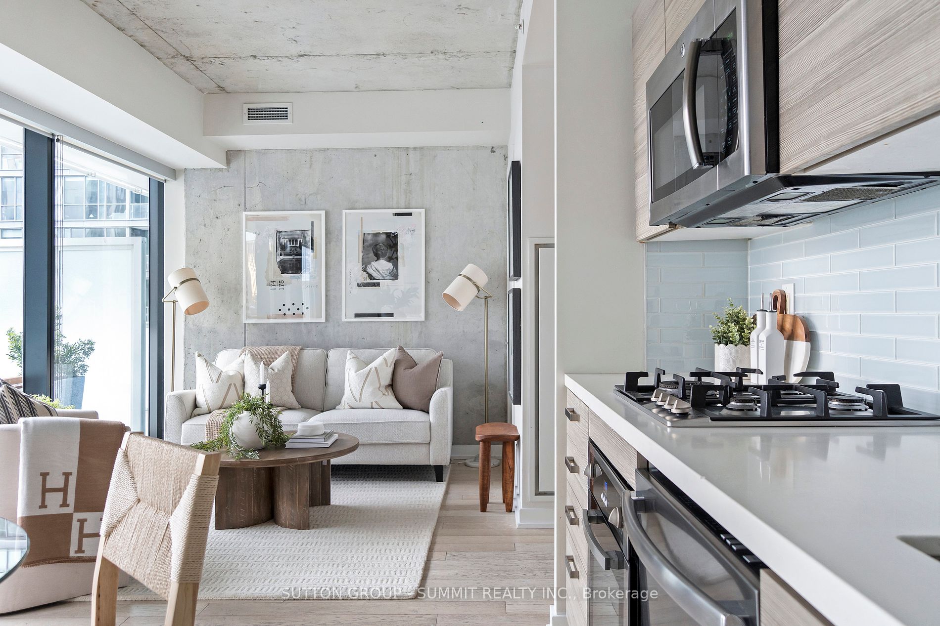 11 Charlotte St, #2501