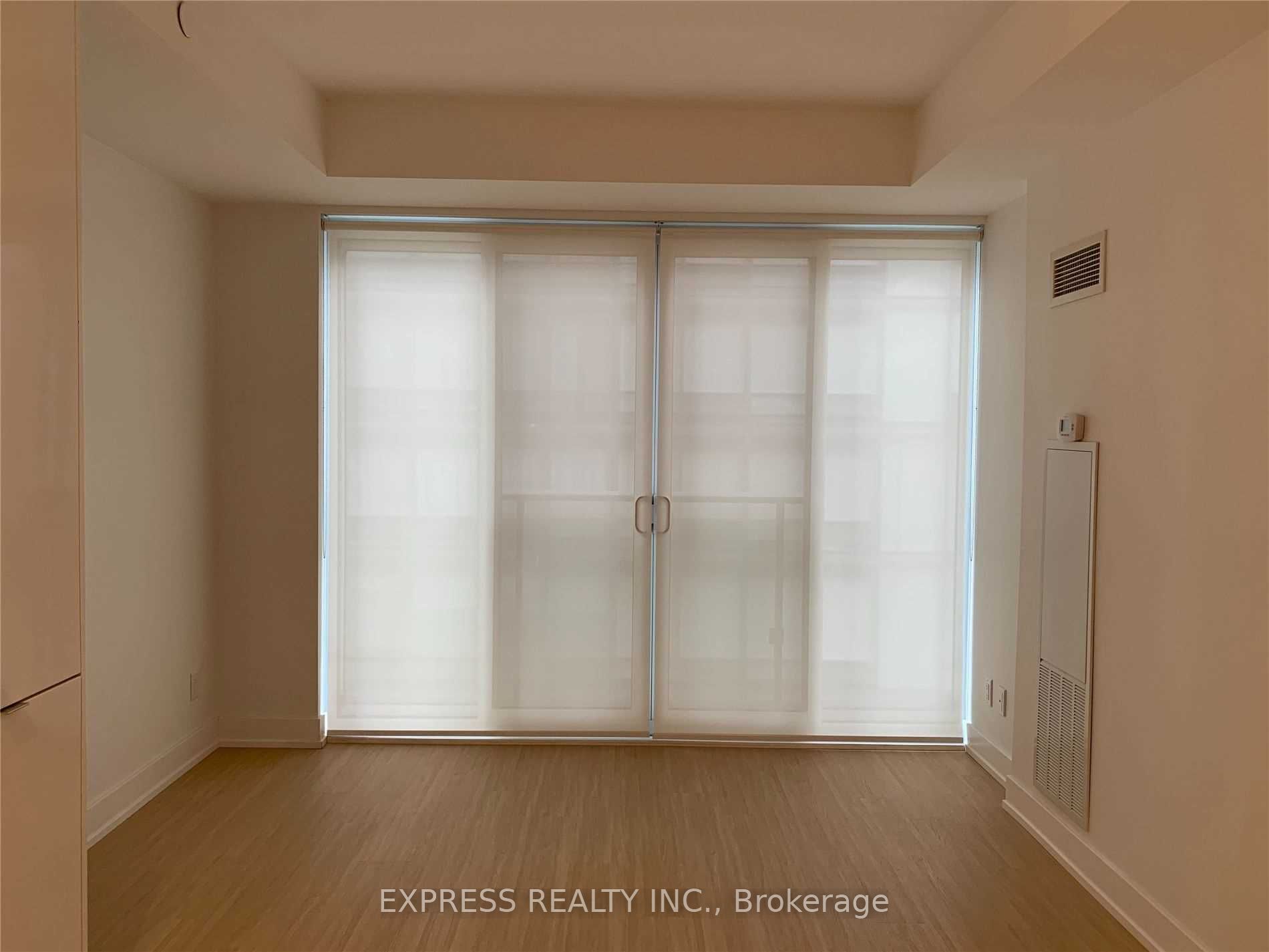 7 Grenville Street, #802