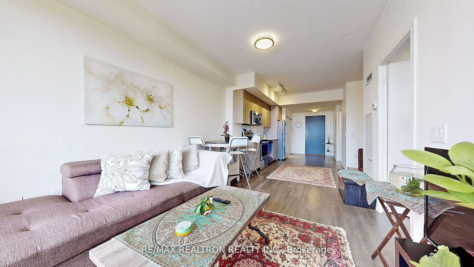 3237 Bayview Avenue, #803