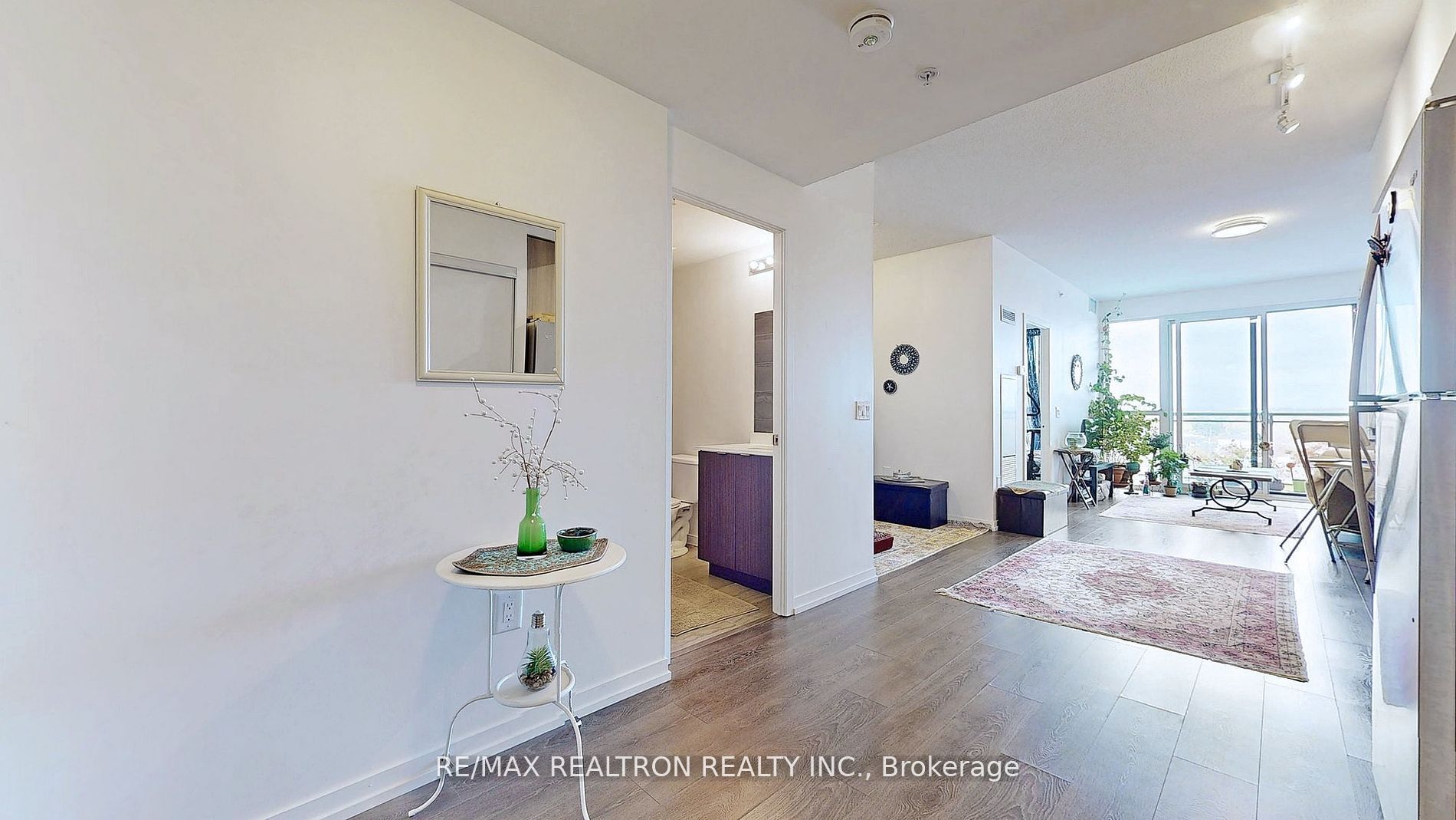 3237 Bayview Avenue, #803