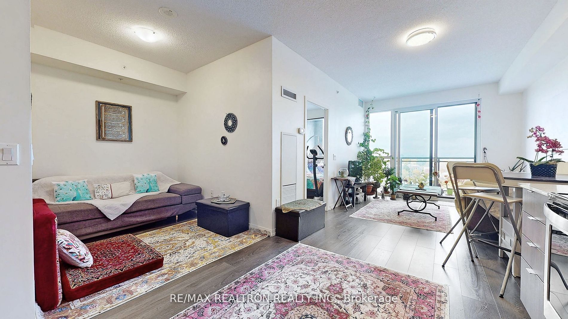 3237 Bayview Avenue, #803