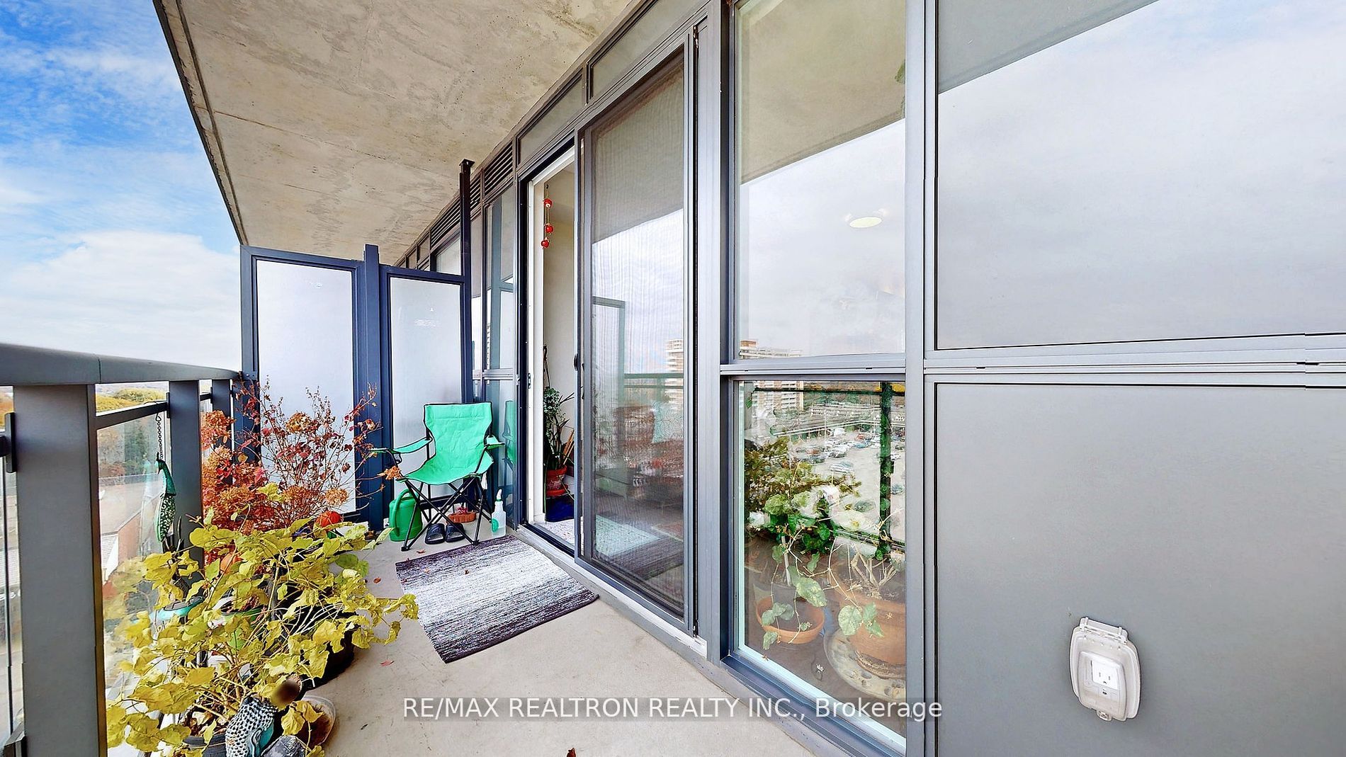 3237 Bayview Avenue, #803
