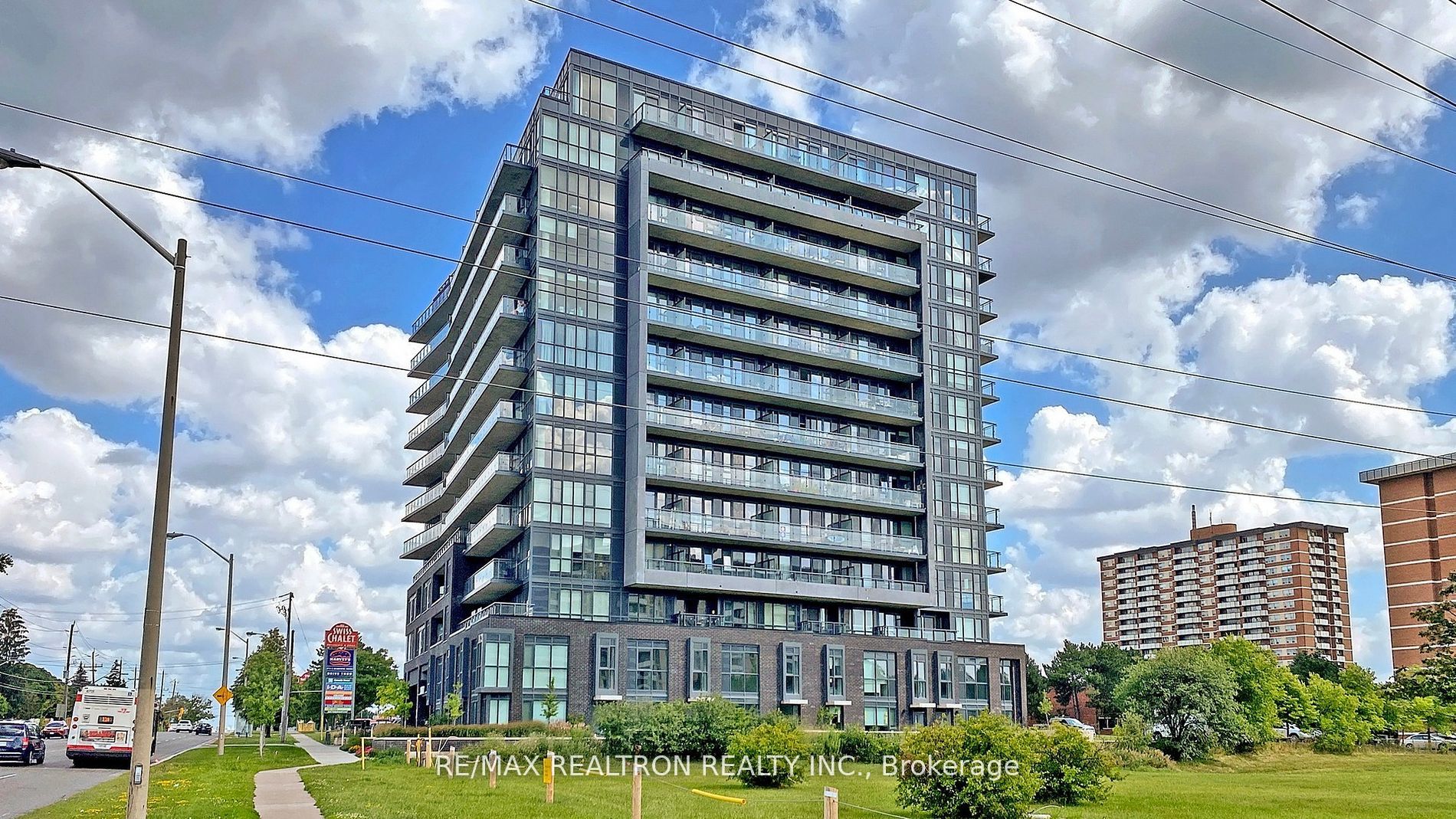 3237 Bayview Avenue, #803