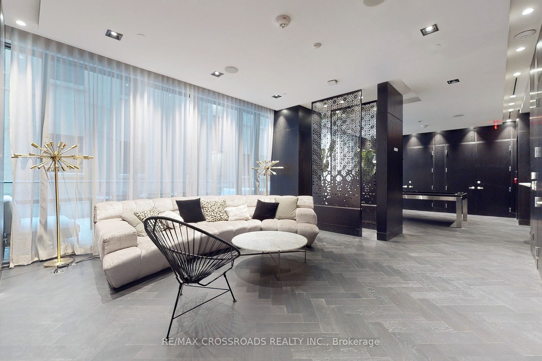87 Peter Street, #2012