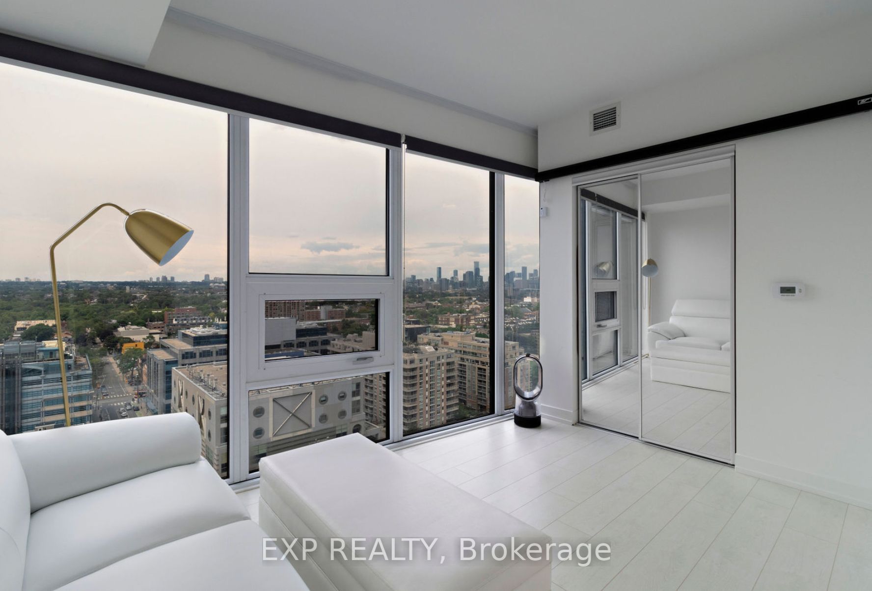19 Western Battery Rd, #2019