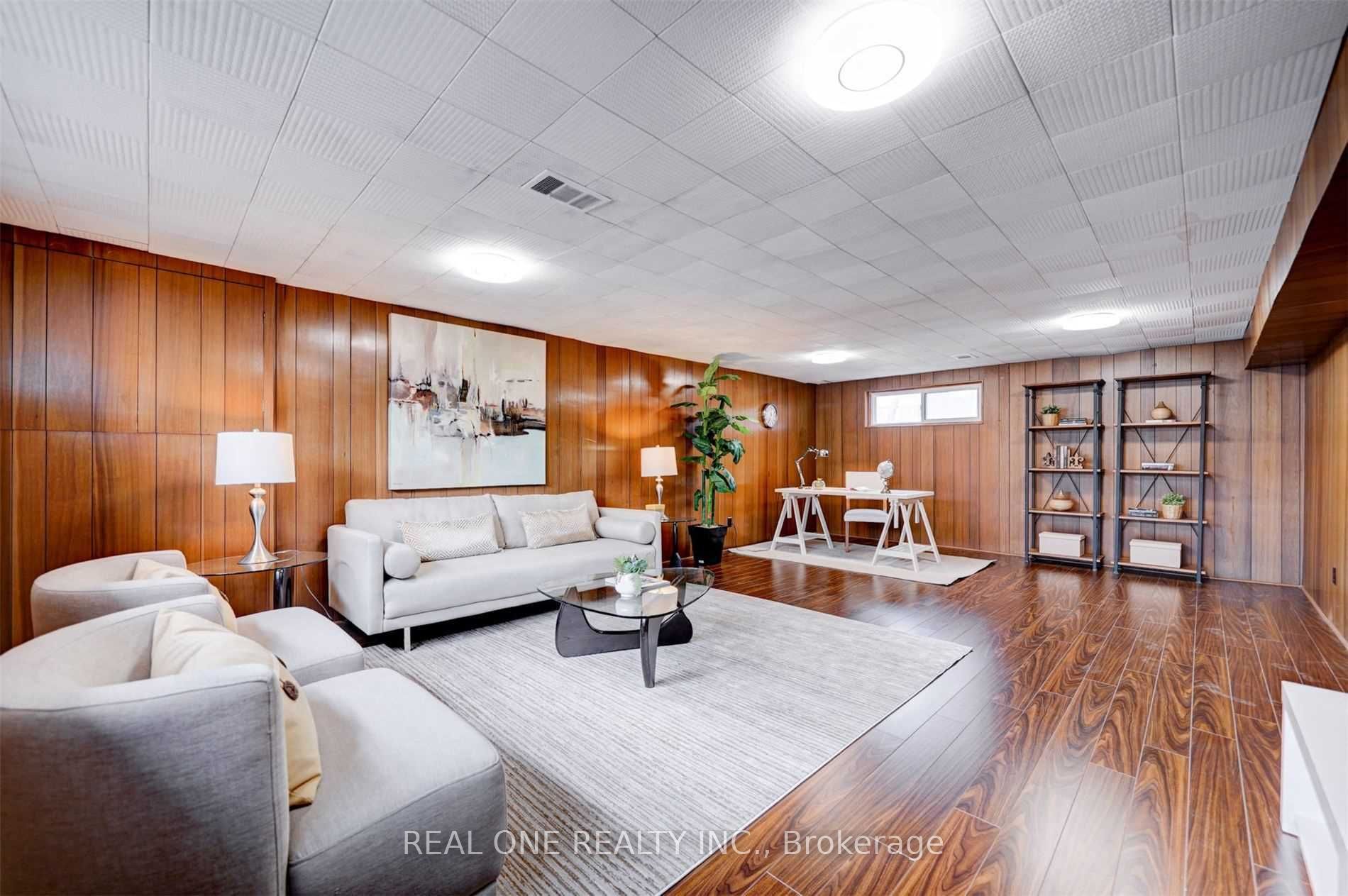 188 Acton Ave