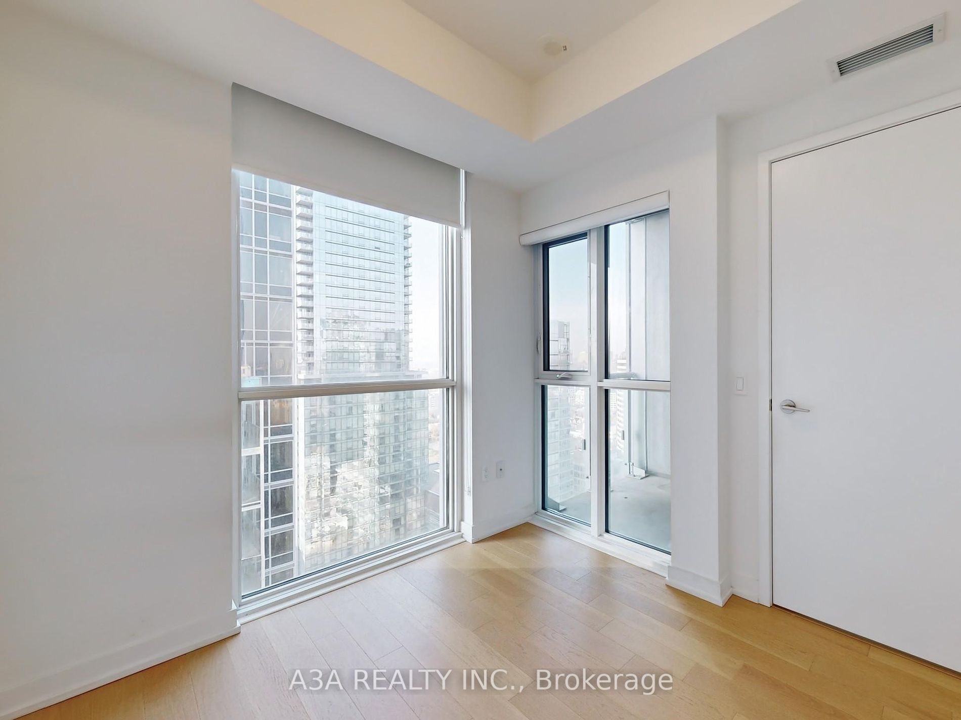 1 Yorkville Ave, #2605