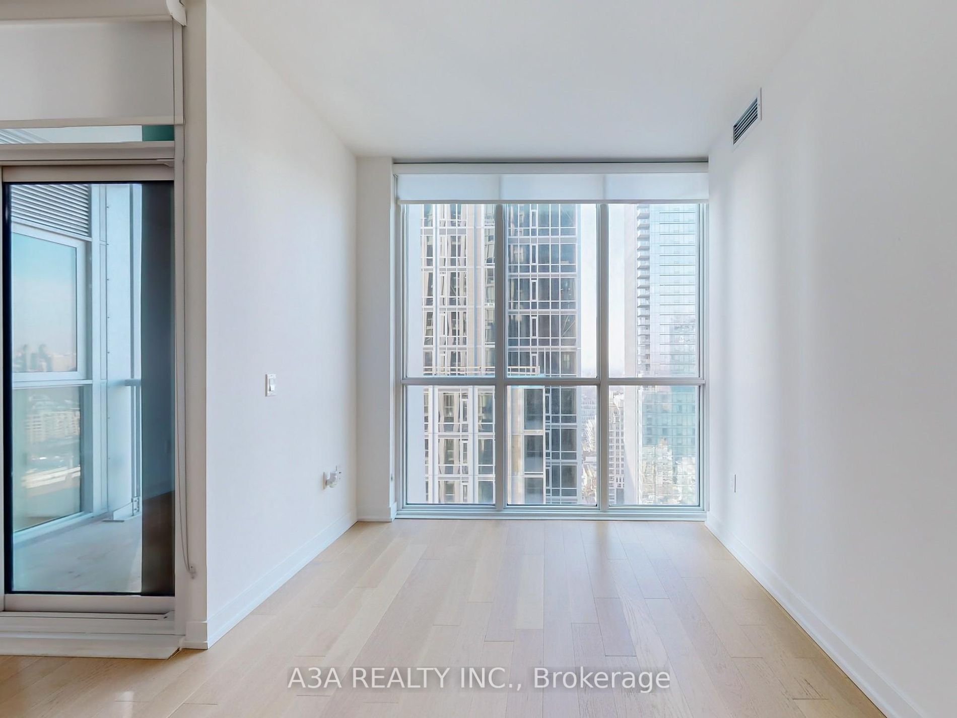 1 Yorkville Ave, #2605