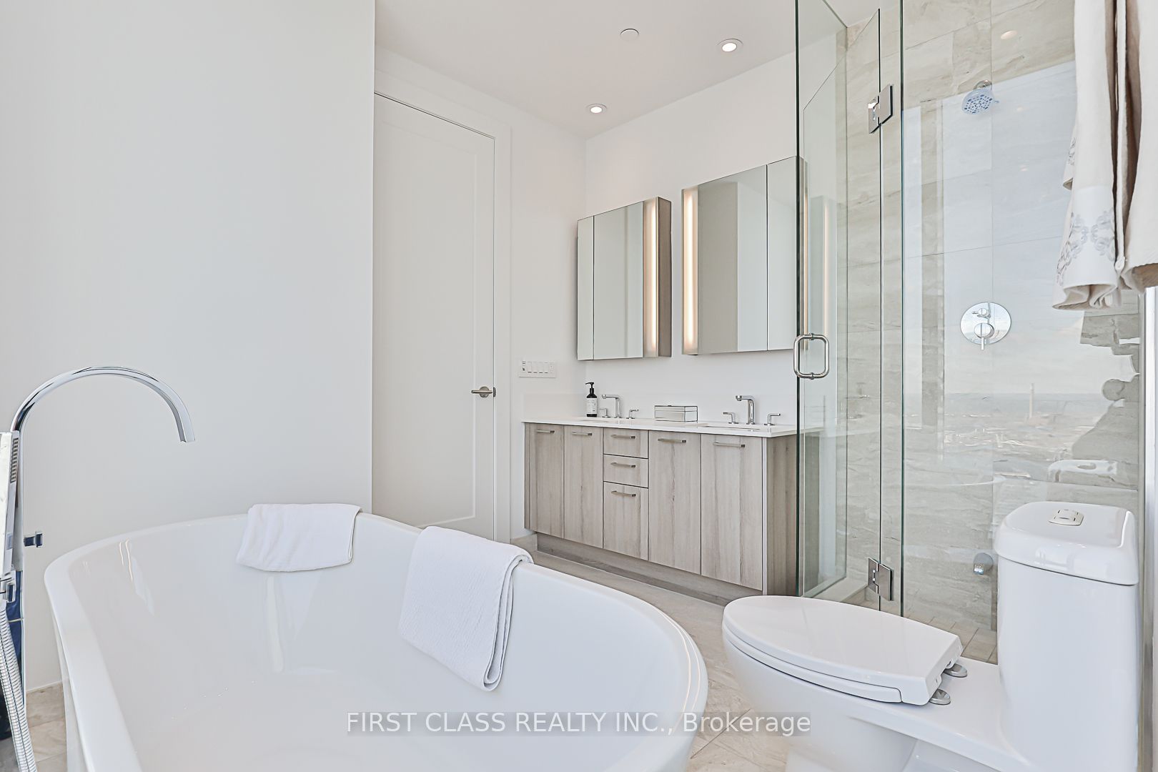 10 York St, #6305