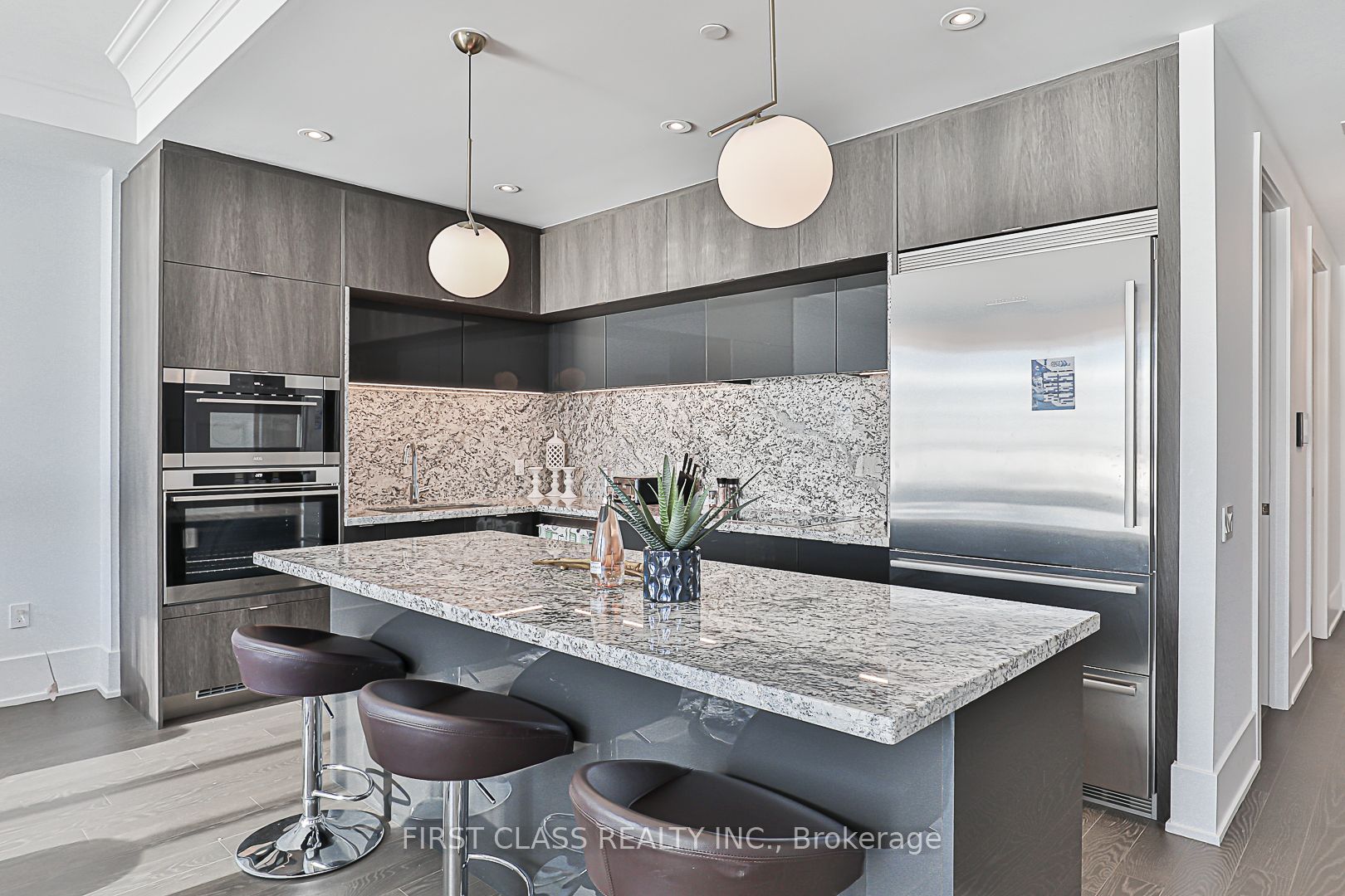 10 York St, #6305