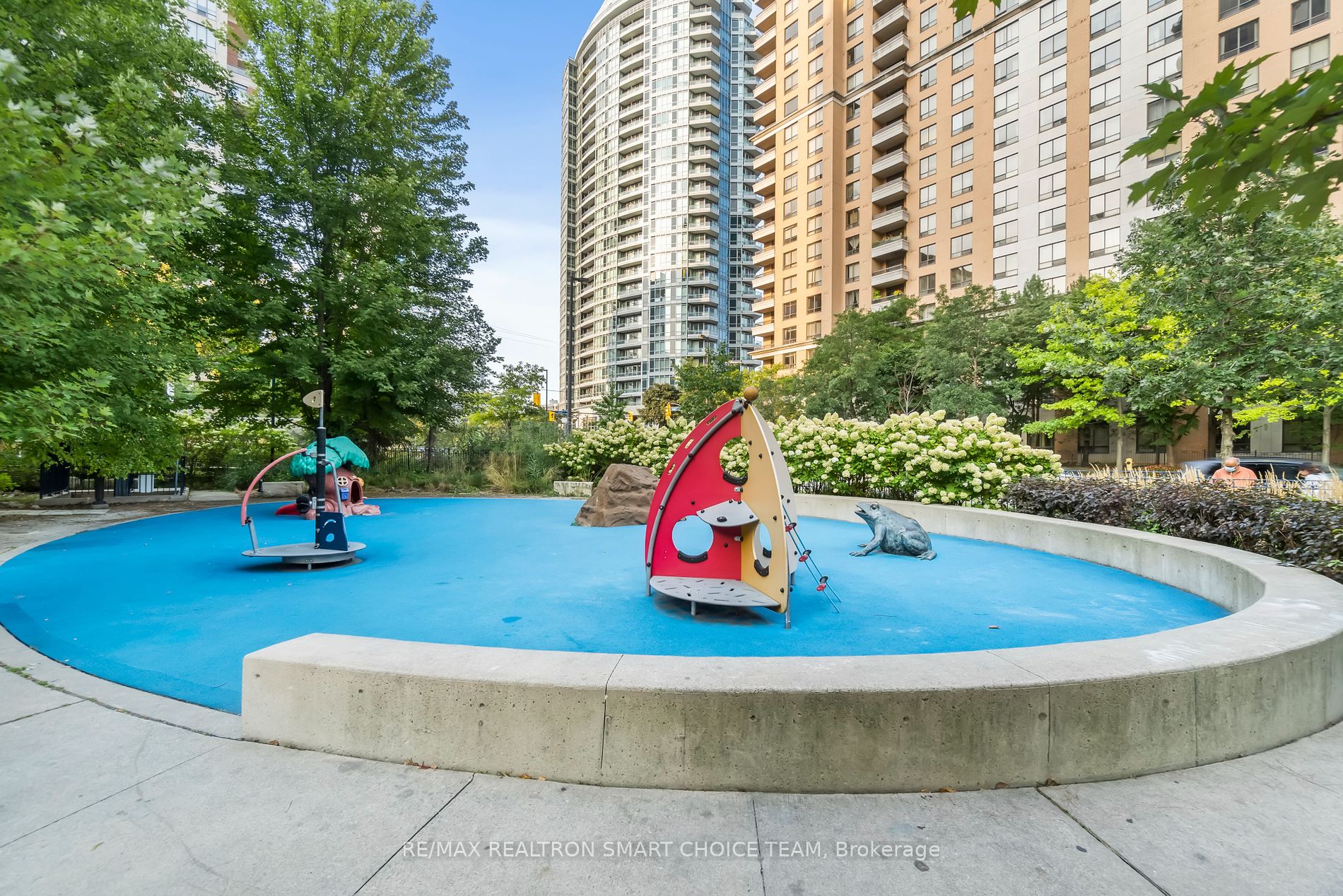 500 Doris Avenue, #LPH2819