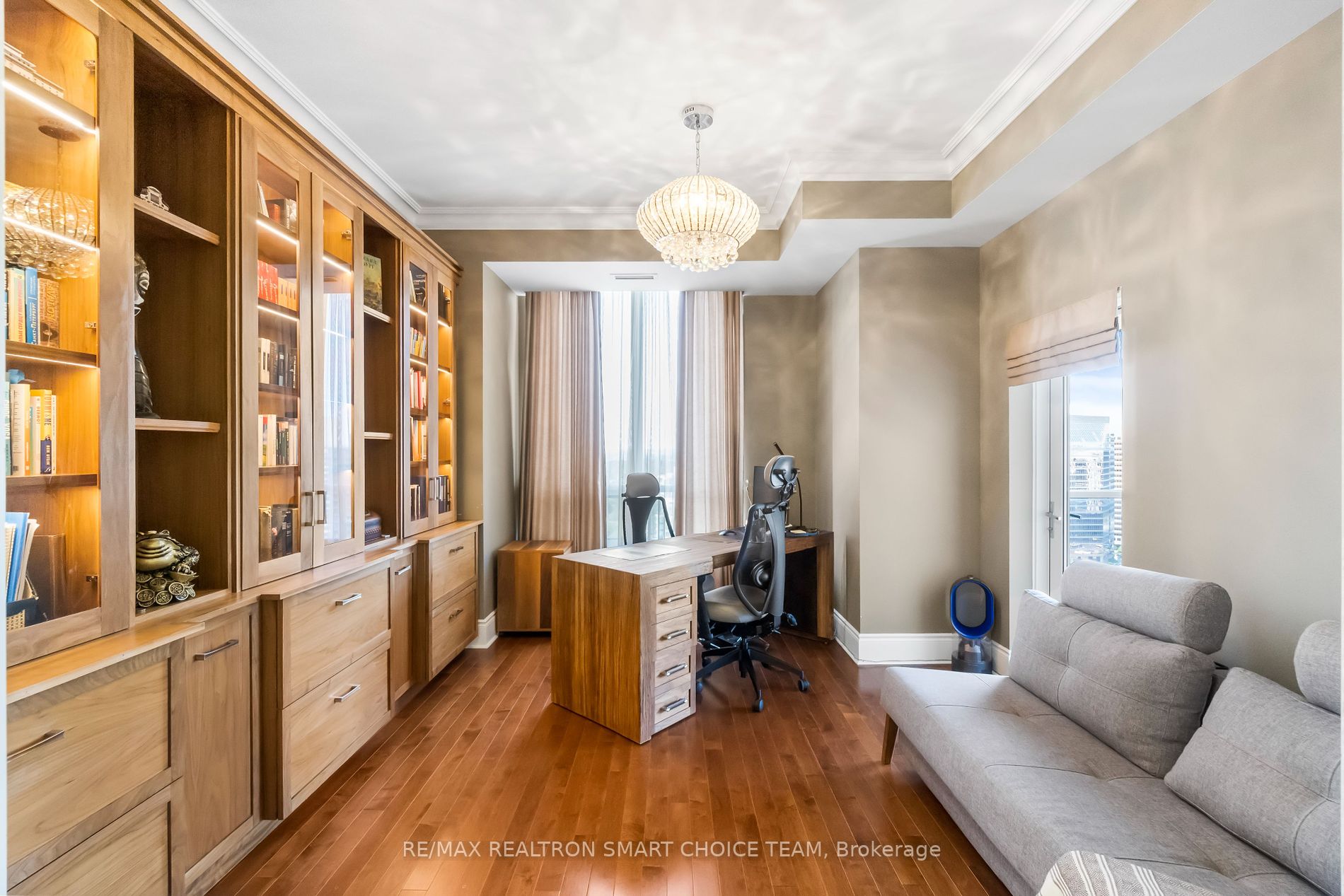 500 Doris Avenue, #LPH2819