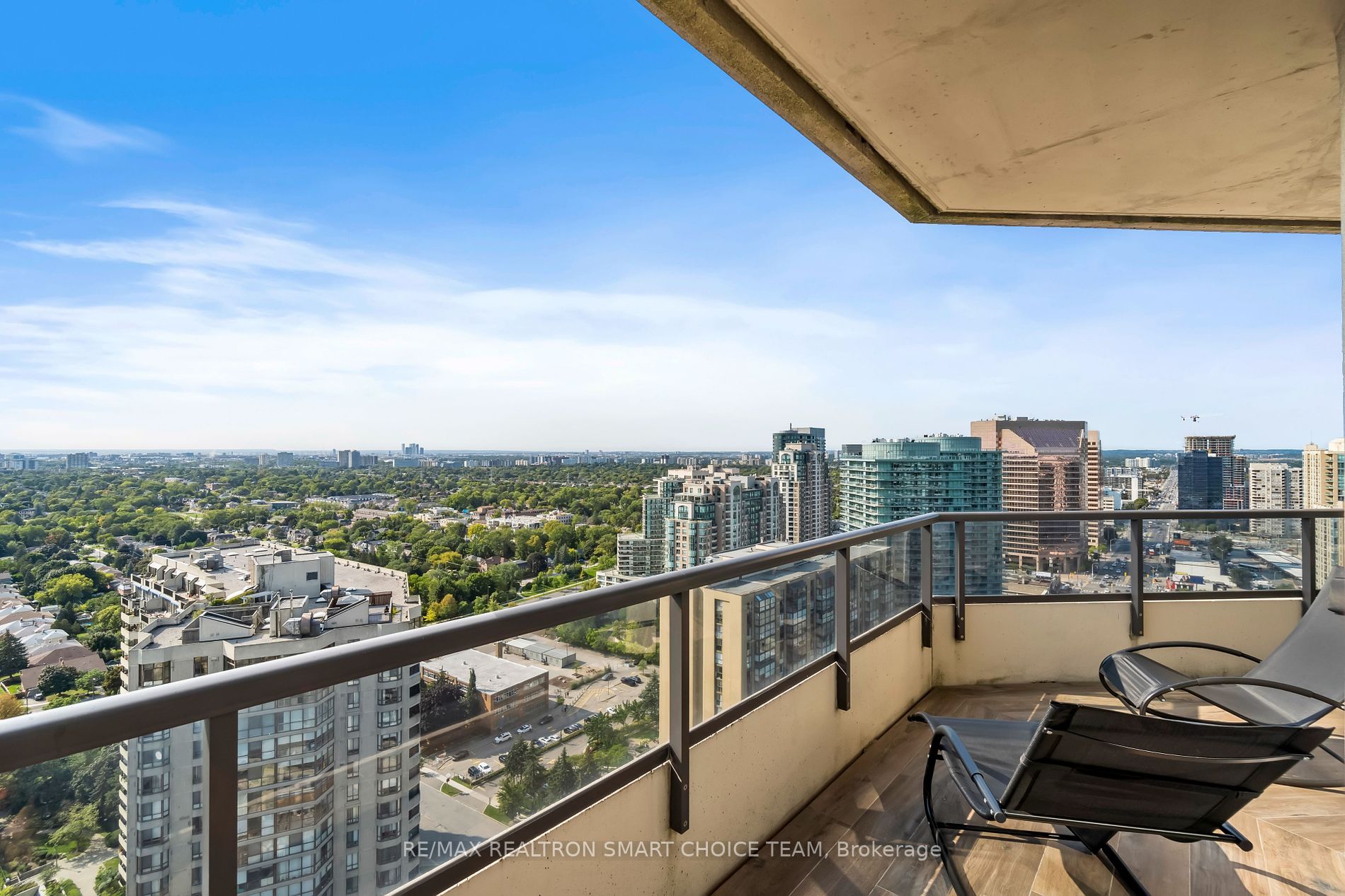 500 Doris Avenue, #LPH2819
