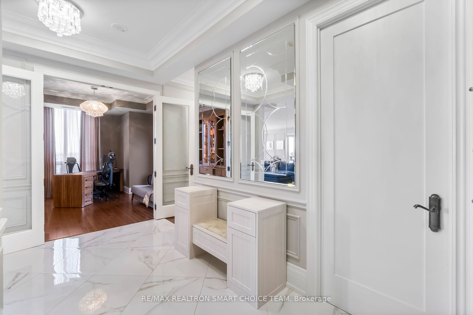 500 Doris Avenue, #LPH2819