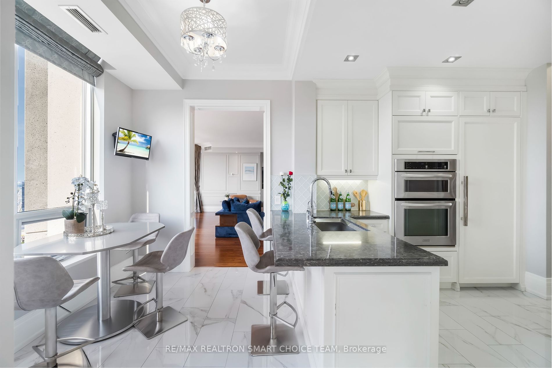 500 Doris Avenue, #LPH2819