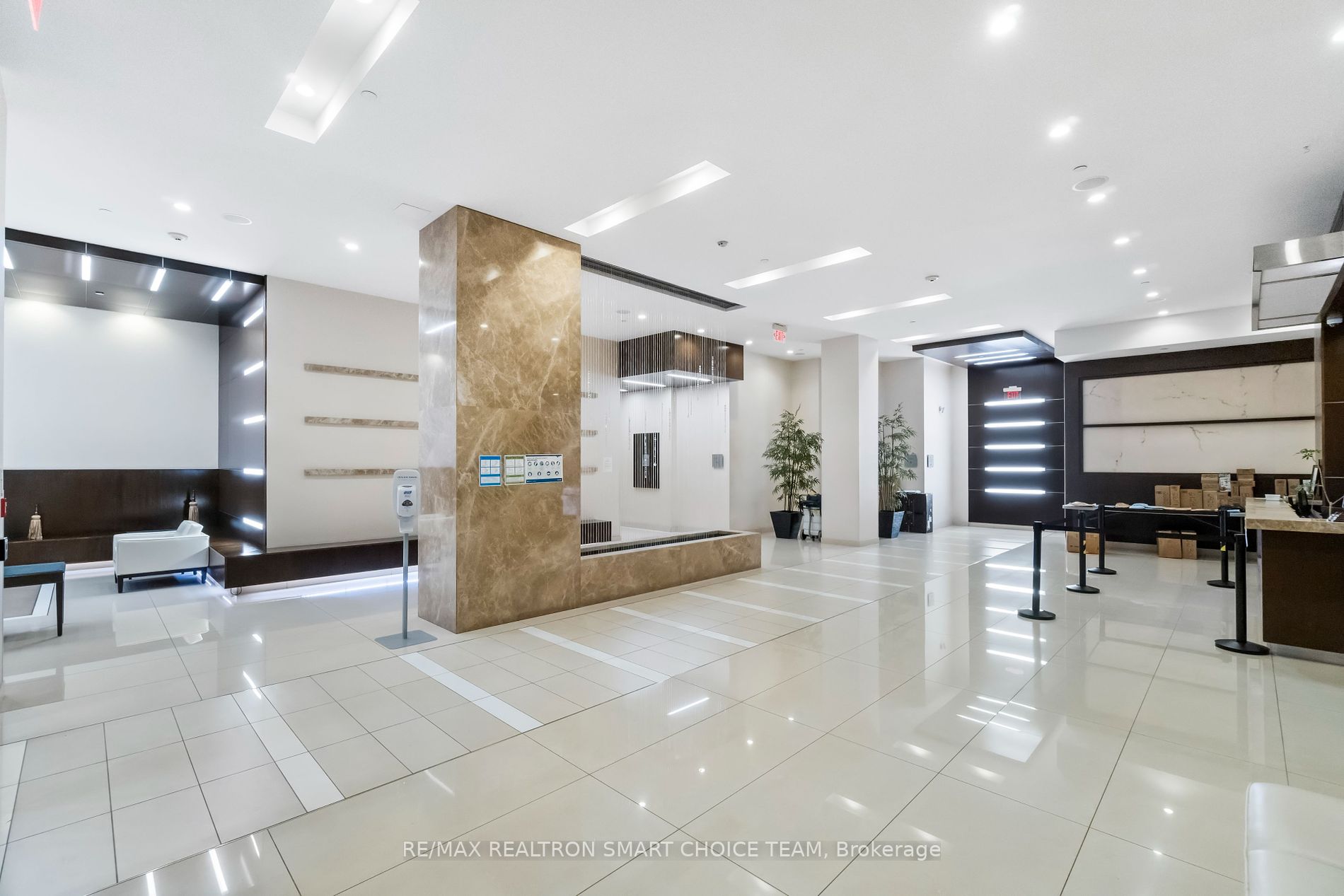 500 Doris Avenue, #LPH2819