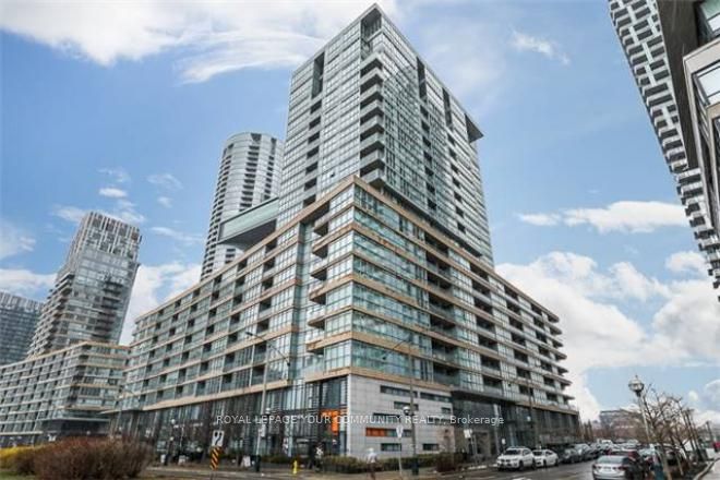10 Capreol Court #902