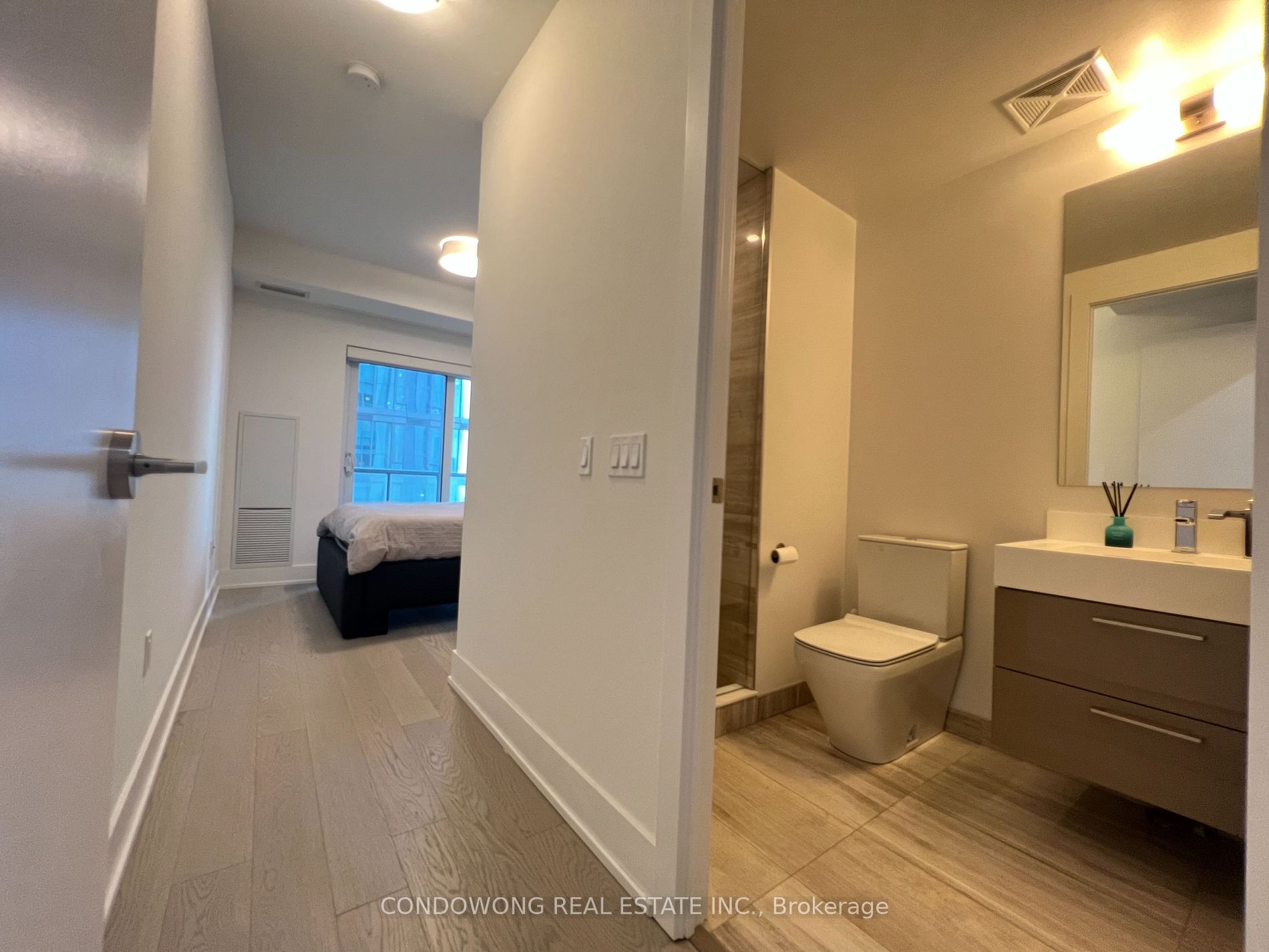 1 Yorkville Avenue #3801