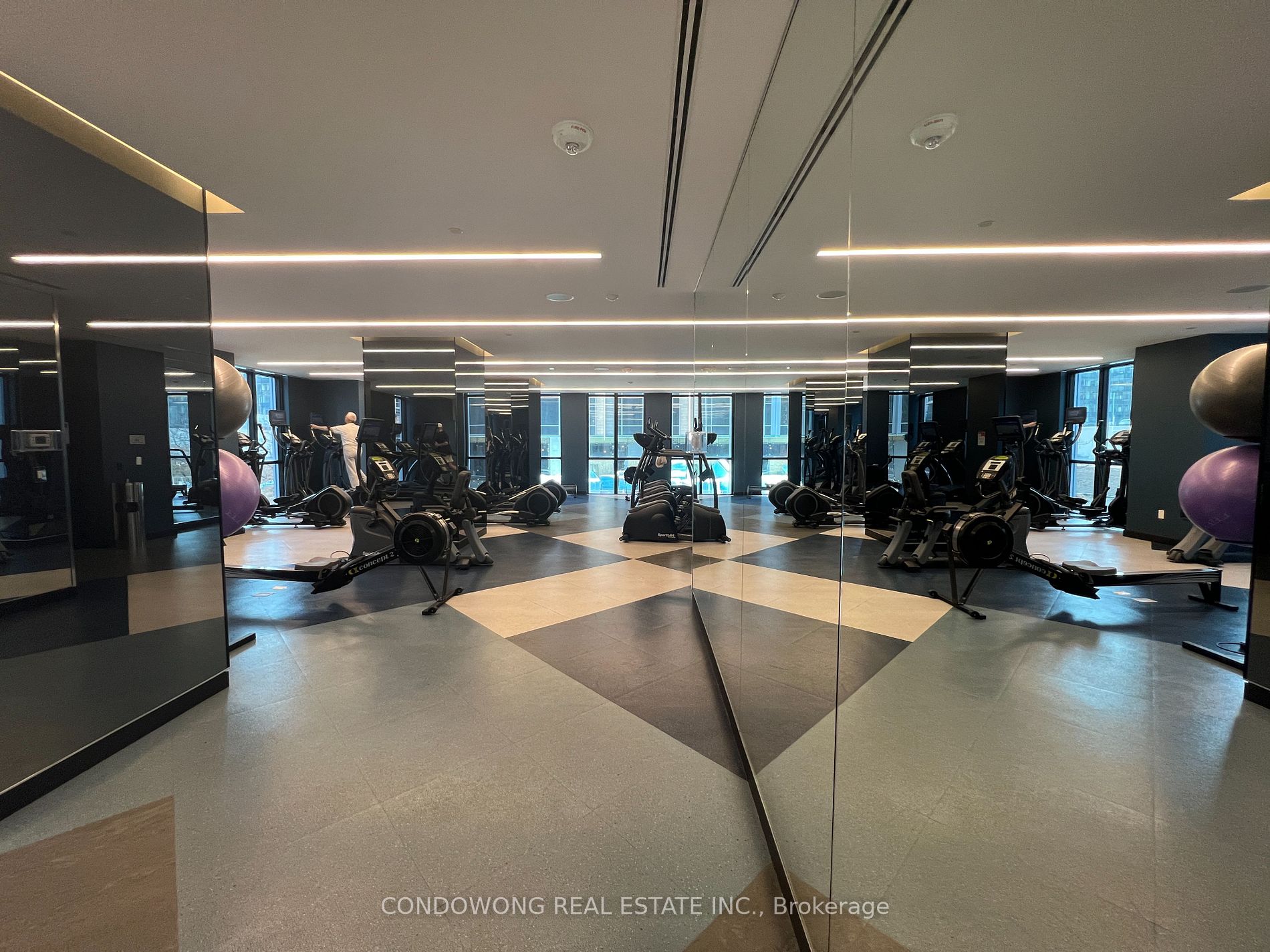 1 Yorkville Avenue #3801