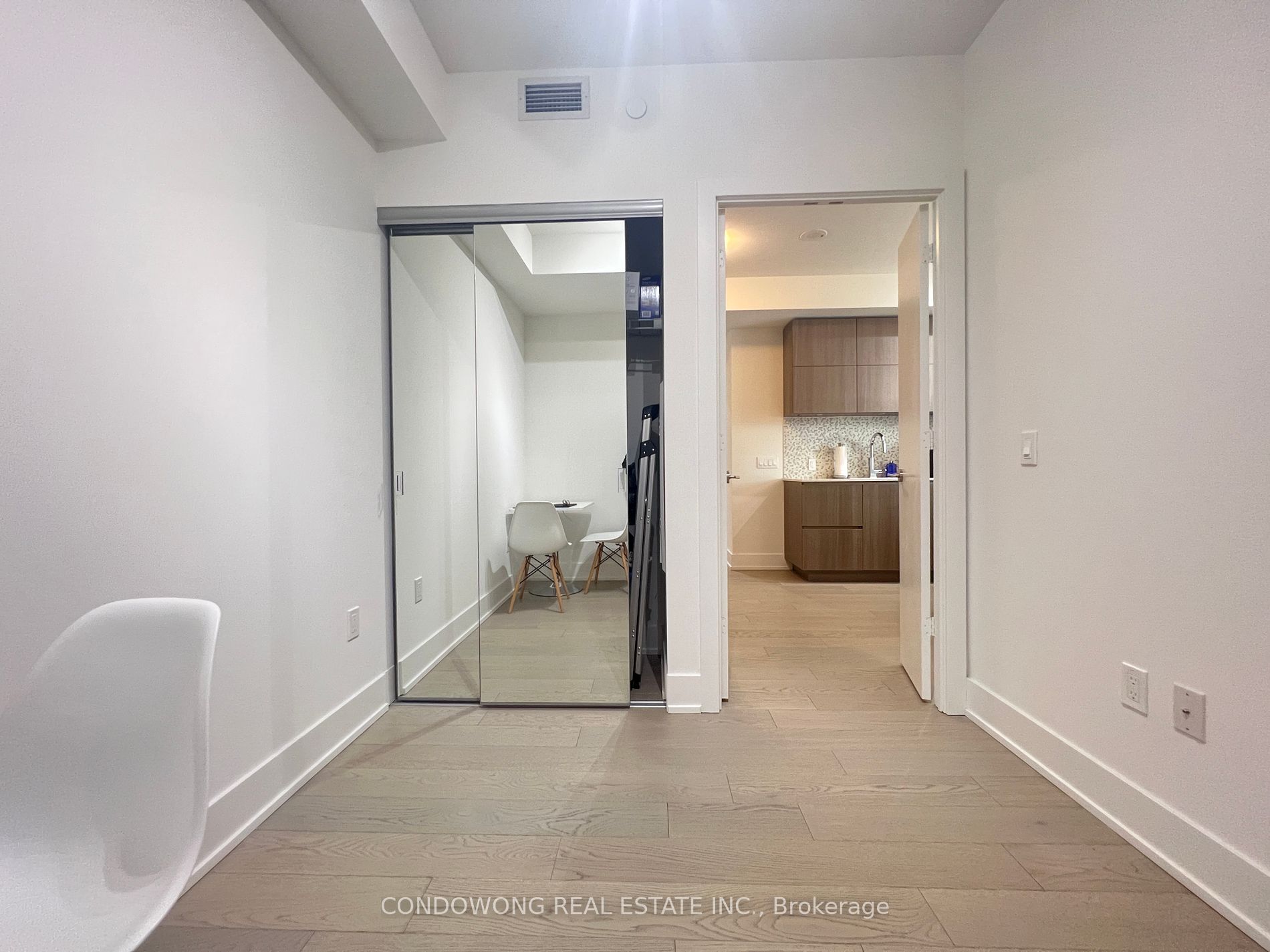1 Yorkville Avenue #3801