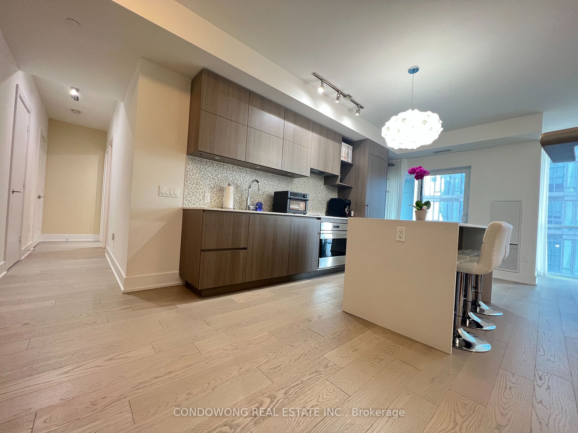 1 Yorkville Avenue #3801