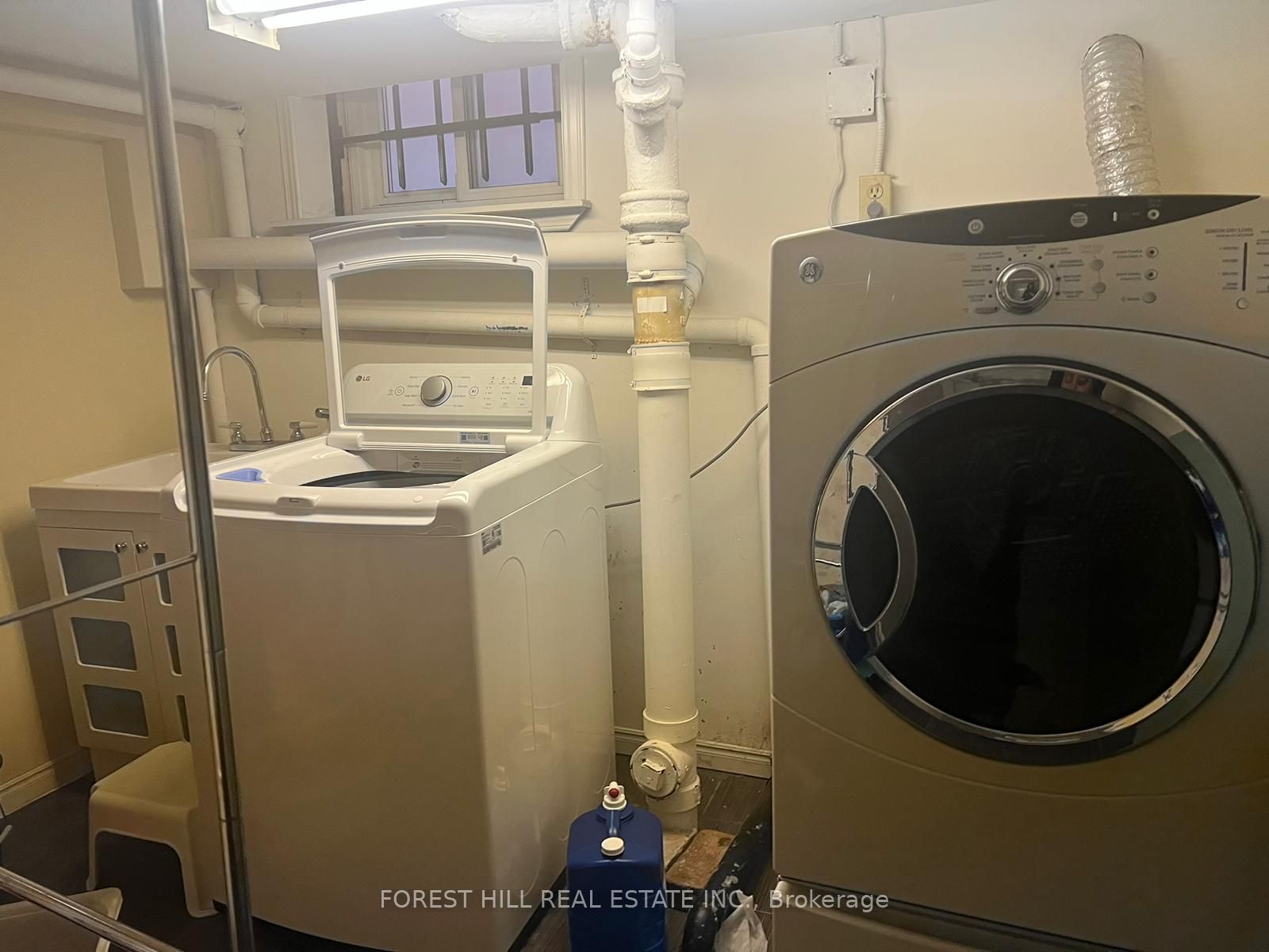 926 Avenue Rd, #Lower