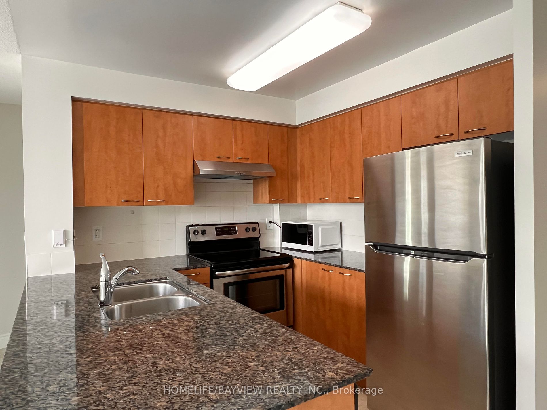 503 Beecroft Rd, #Lph08