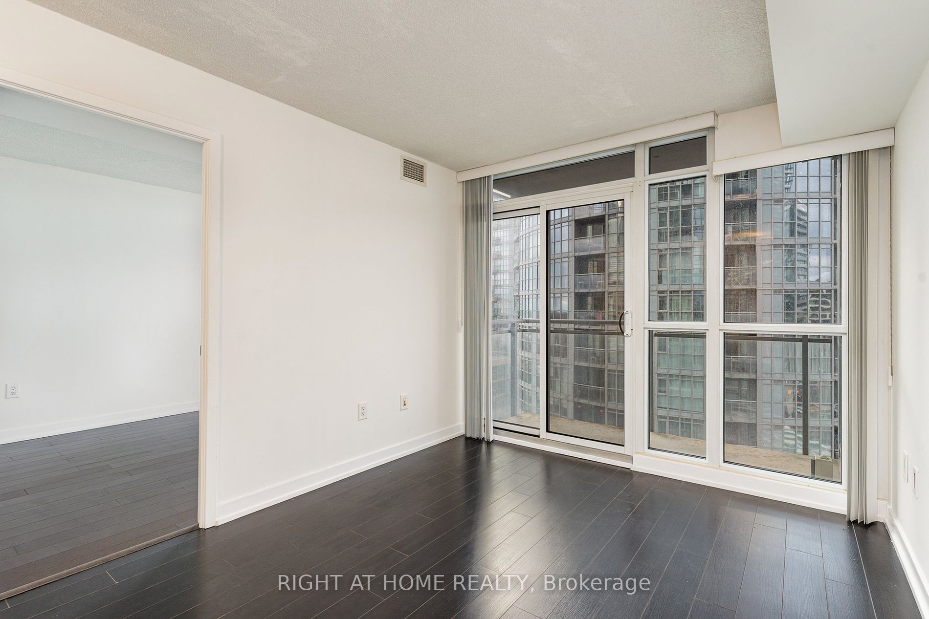 15 Iceboat Terrace, #1611