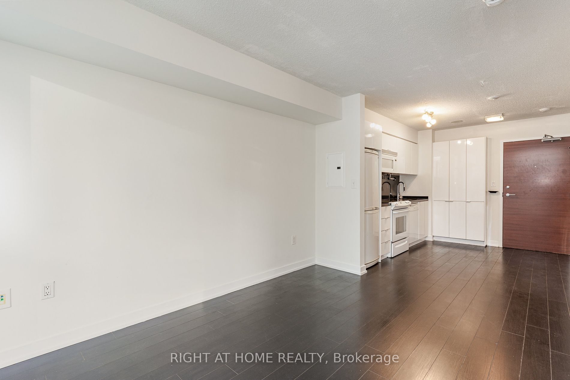 15 Iceboat Terrace, #1611