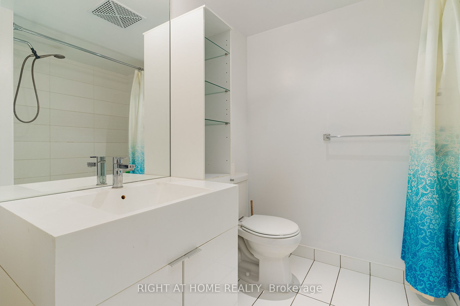 15 Iceboat Terrace, #1611