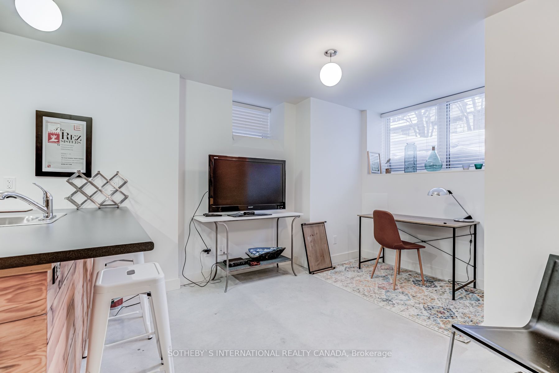 324 Markham Street #1