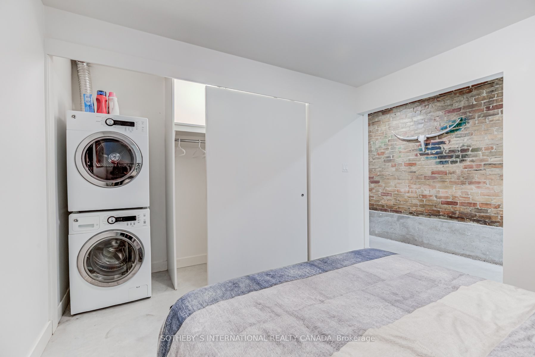 324 Markham Street #1