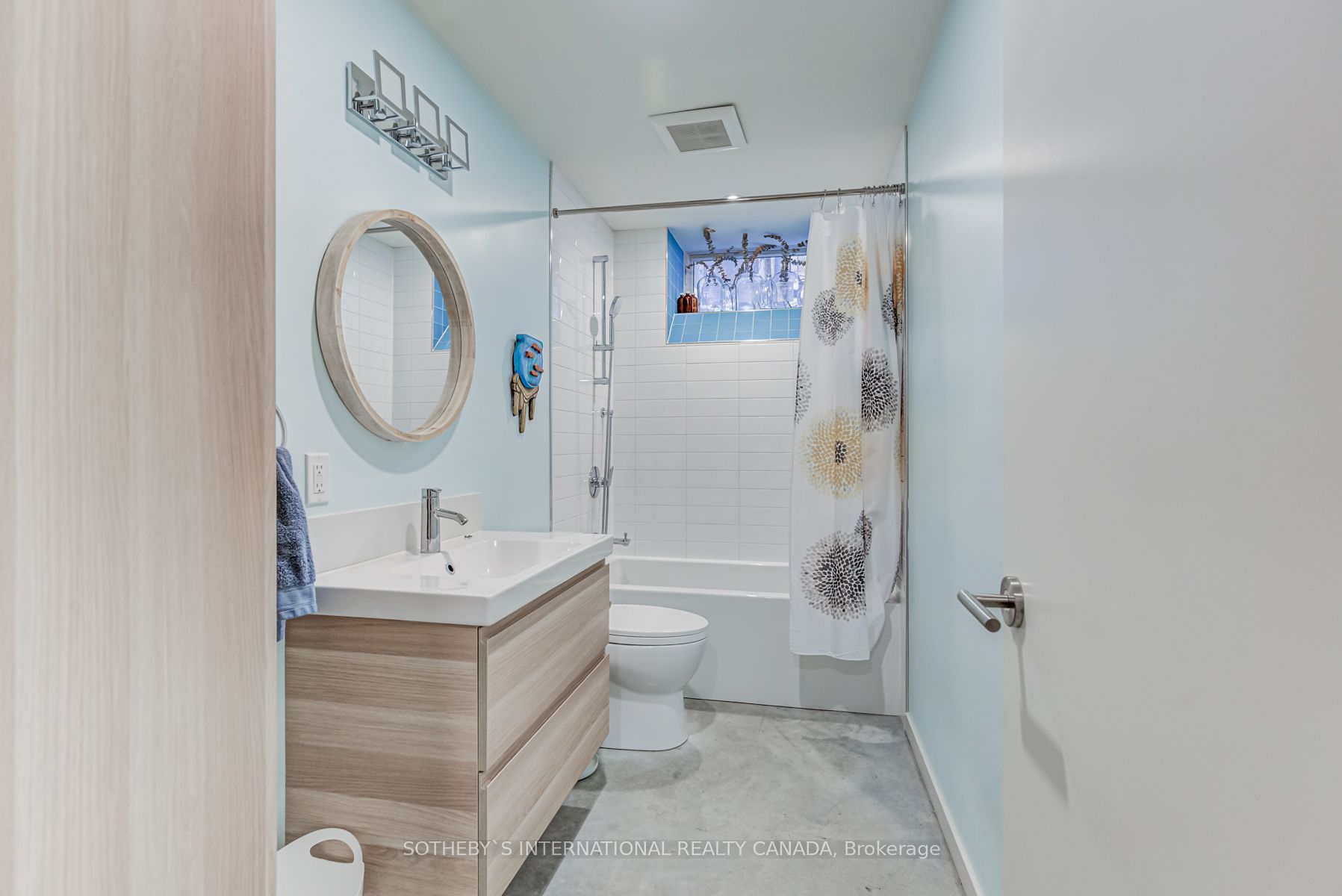 324 Markham Street #1