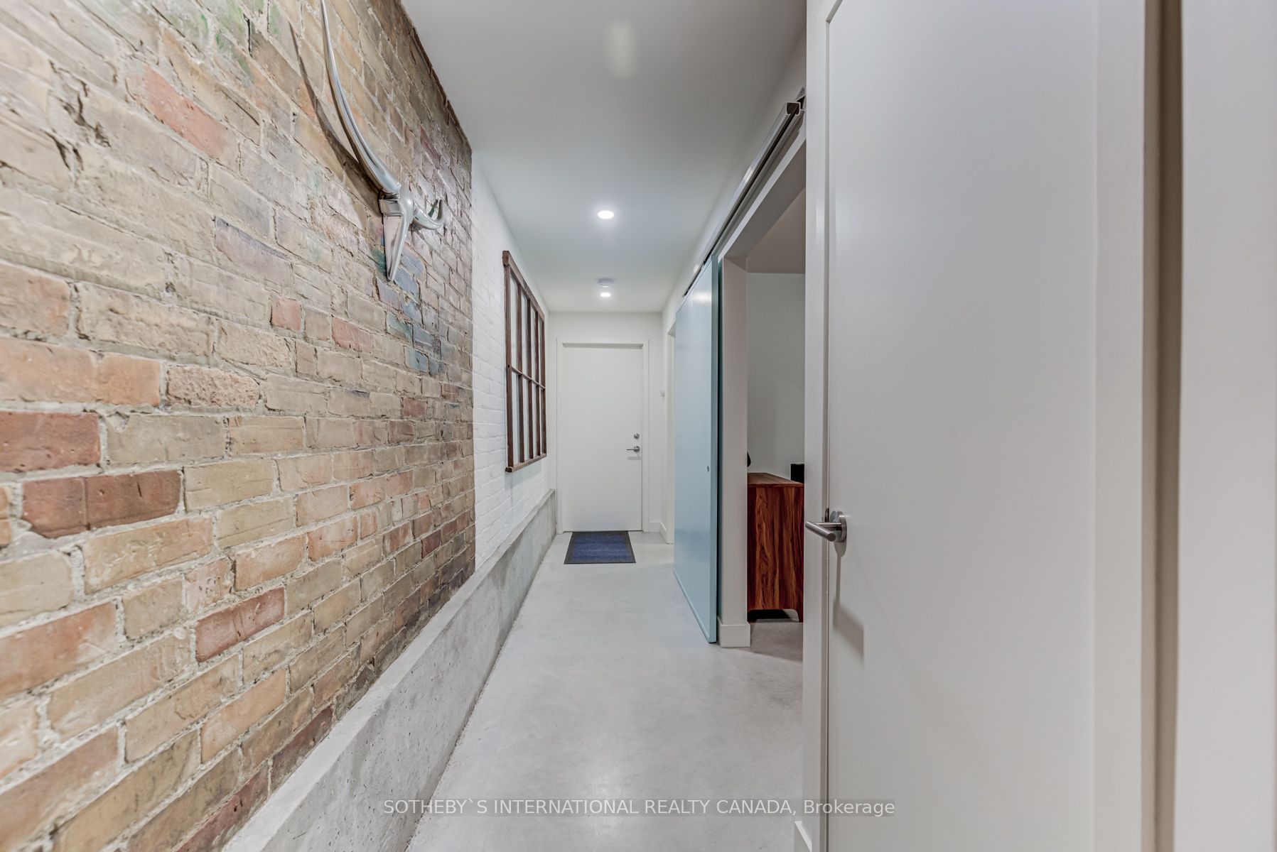 324 Markham Street #1