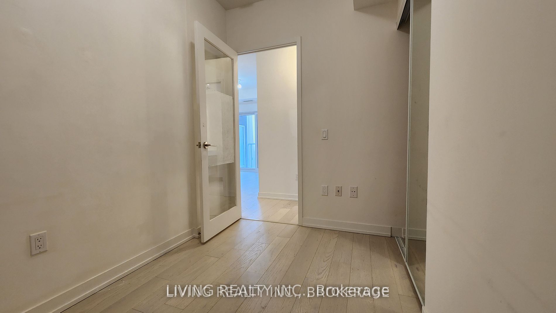 1 Yorkville Ave, #3607