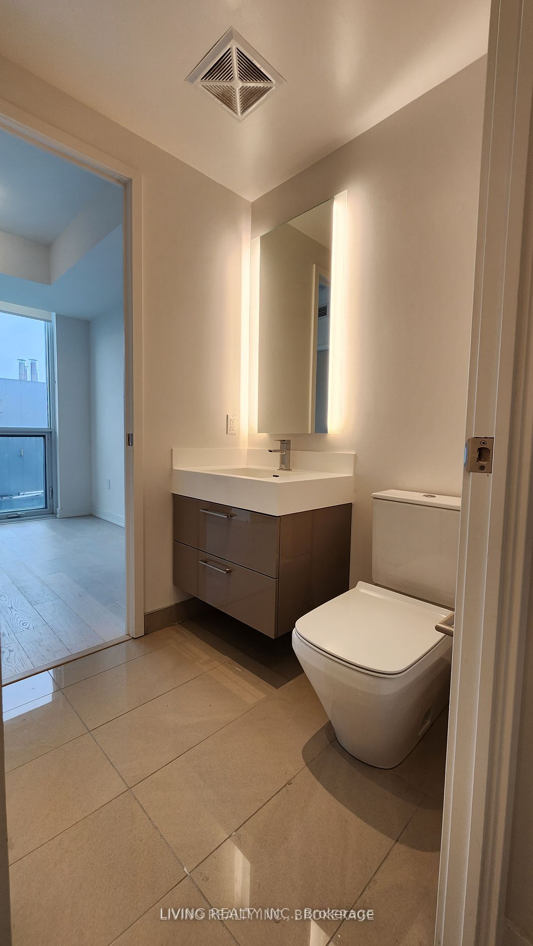 1 Yorkville Ave, #3607