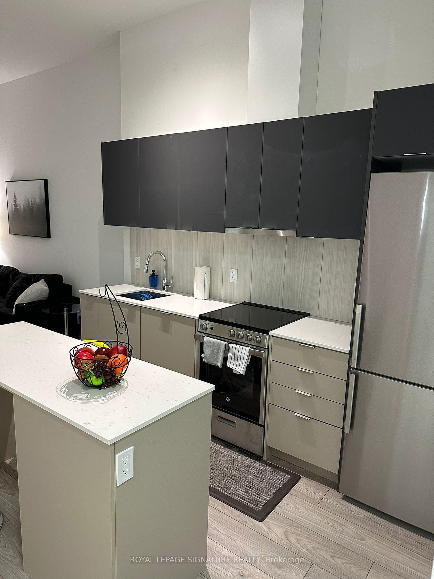 8 Tippett Road #105