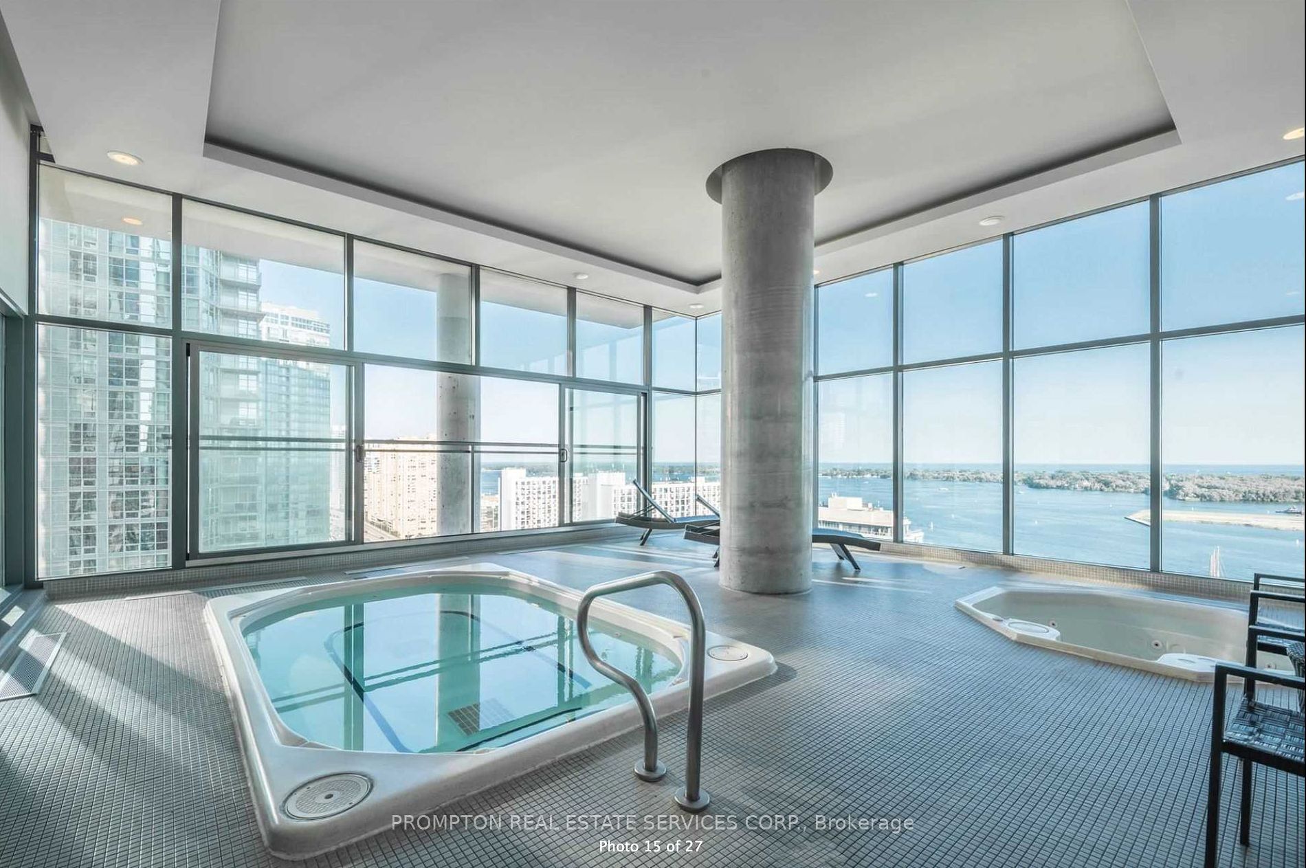 15 Fort York Blvd, #3703