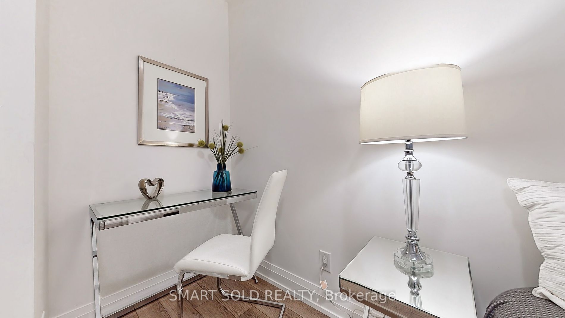 591 Sheppard Ave E, #305