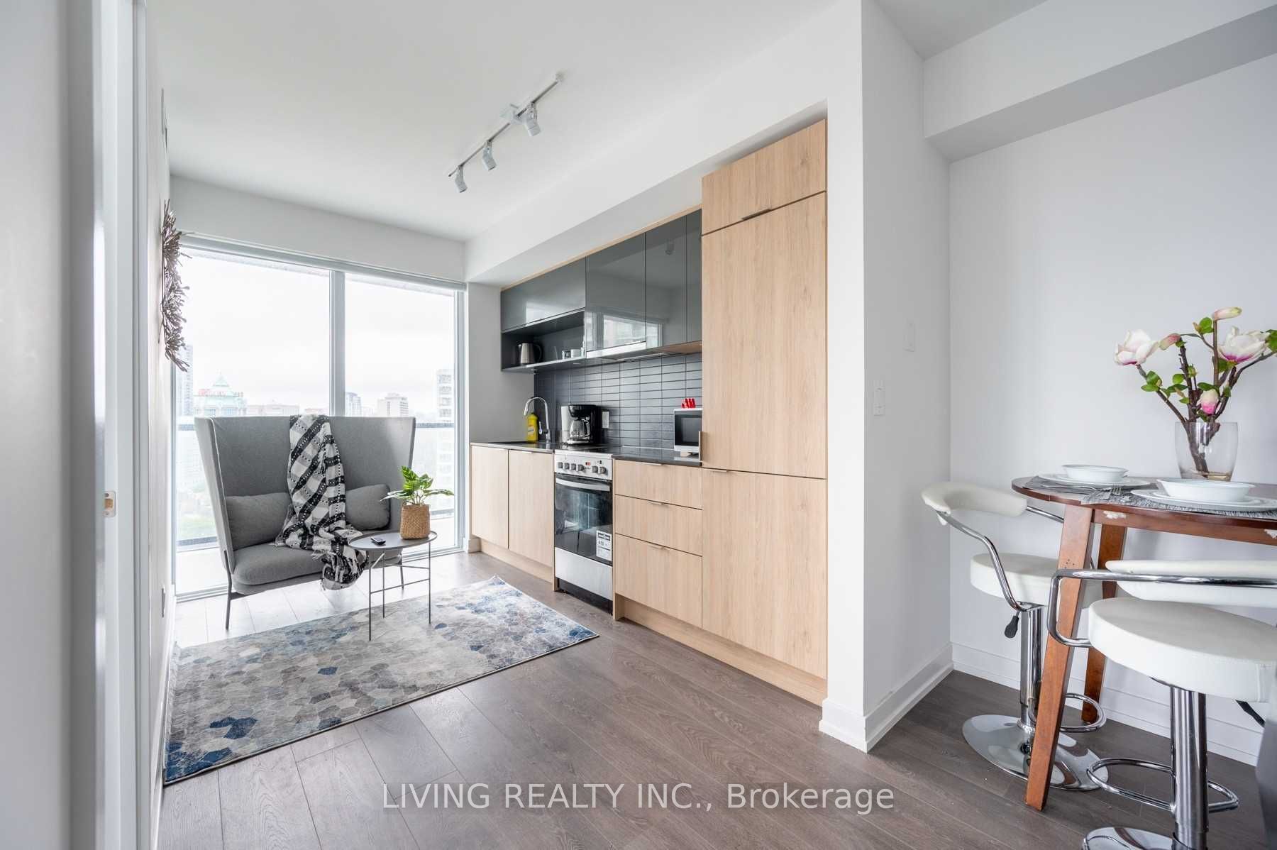 159 Wellesley Street E #3009