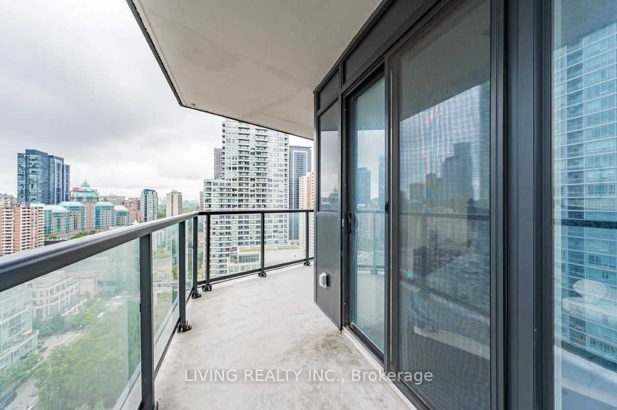 159 Wellesley Street E #3009