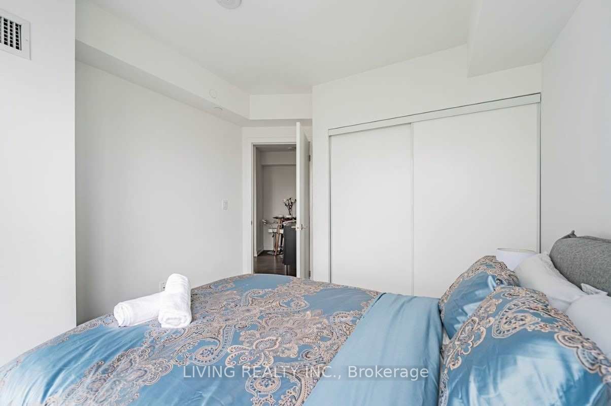 159 Wellesley Street E #3009