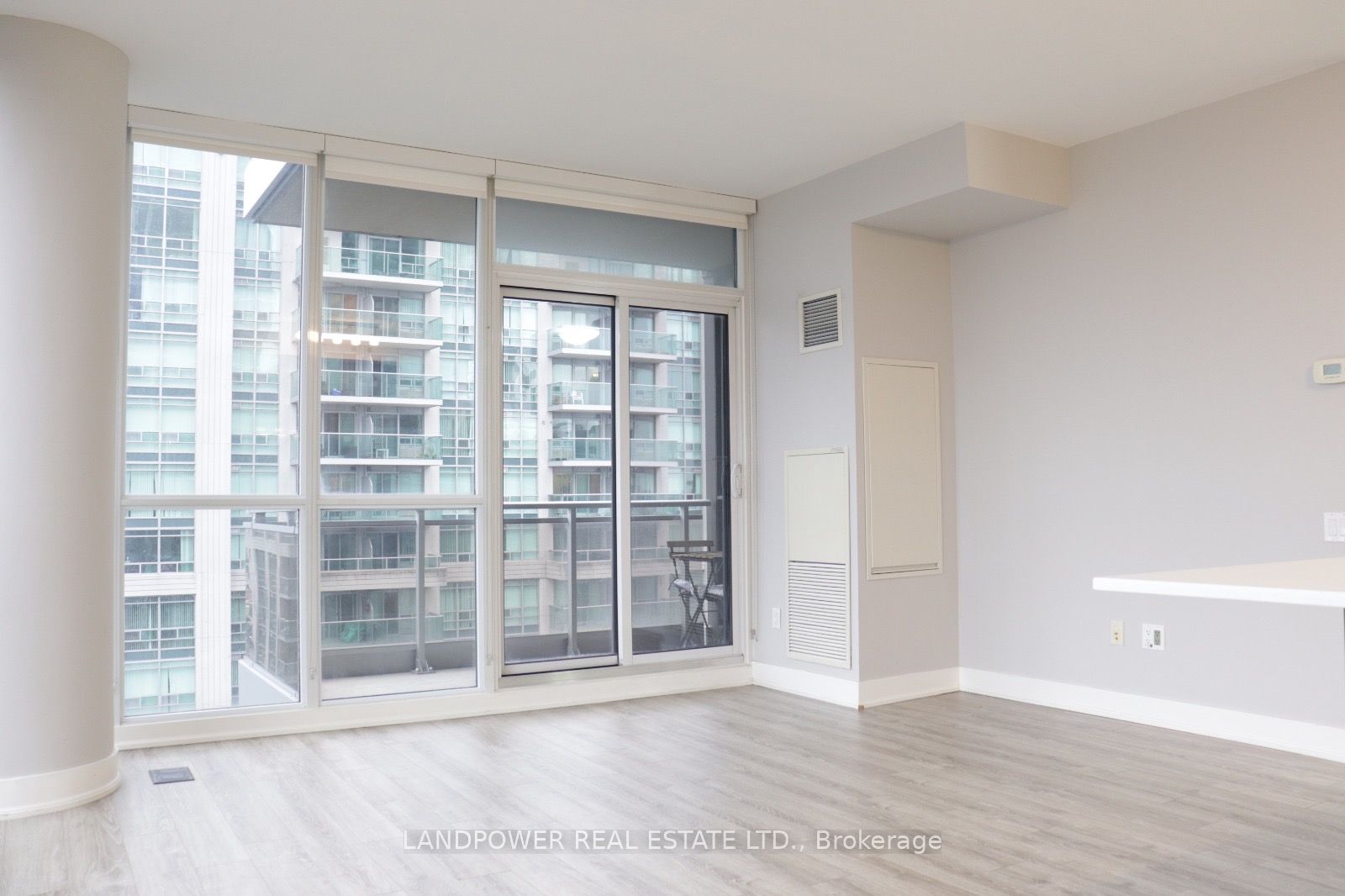 23 Sheppard Avenue E #1909