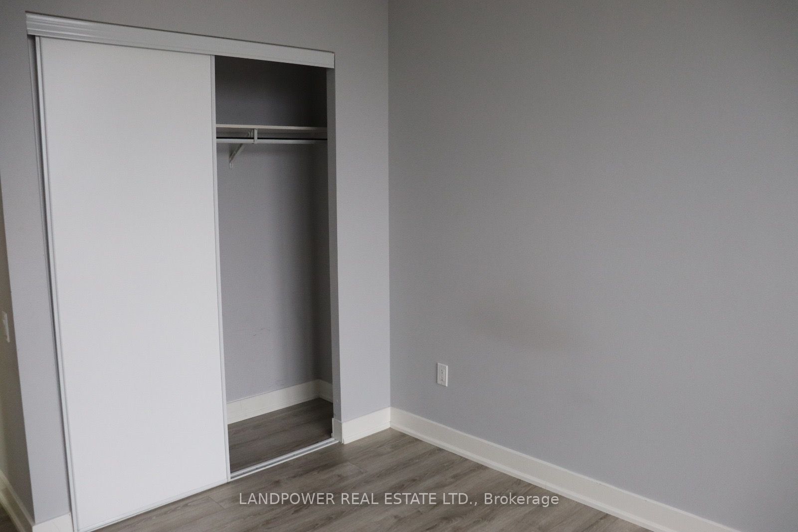 23 Sheppard Avenue E #1909