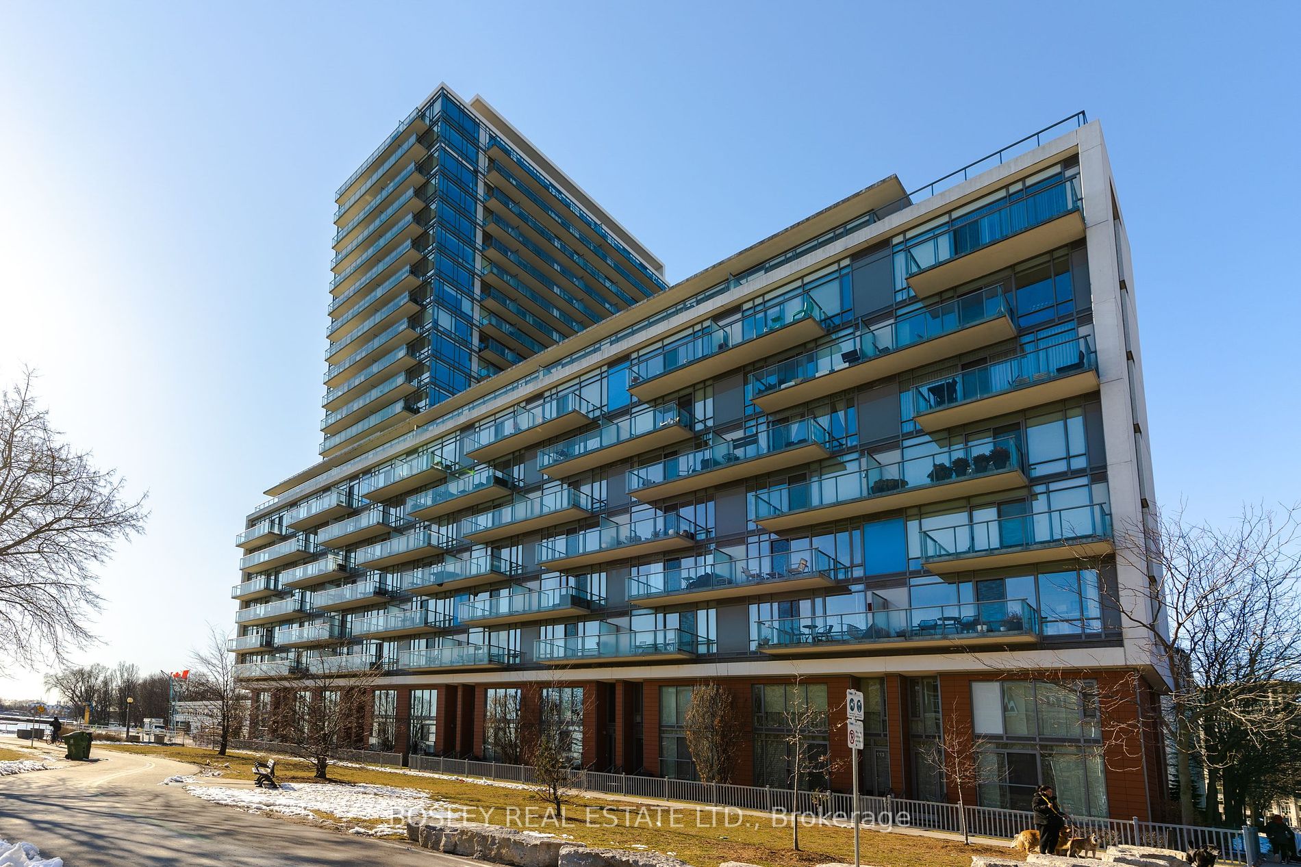 90 Stadium Road #902