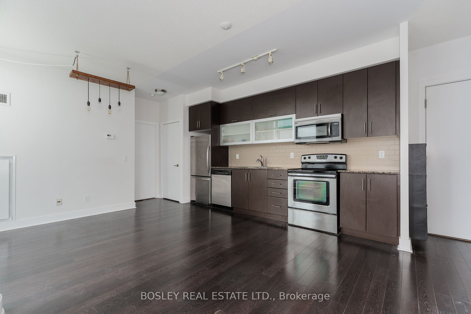 90 Stadium Road #902