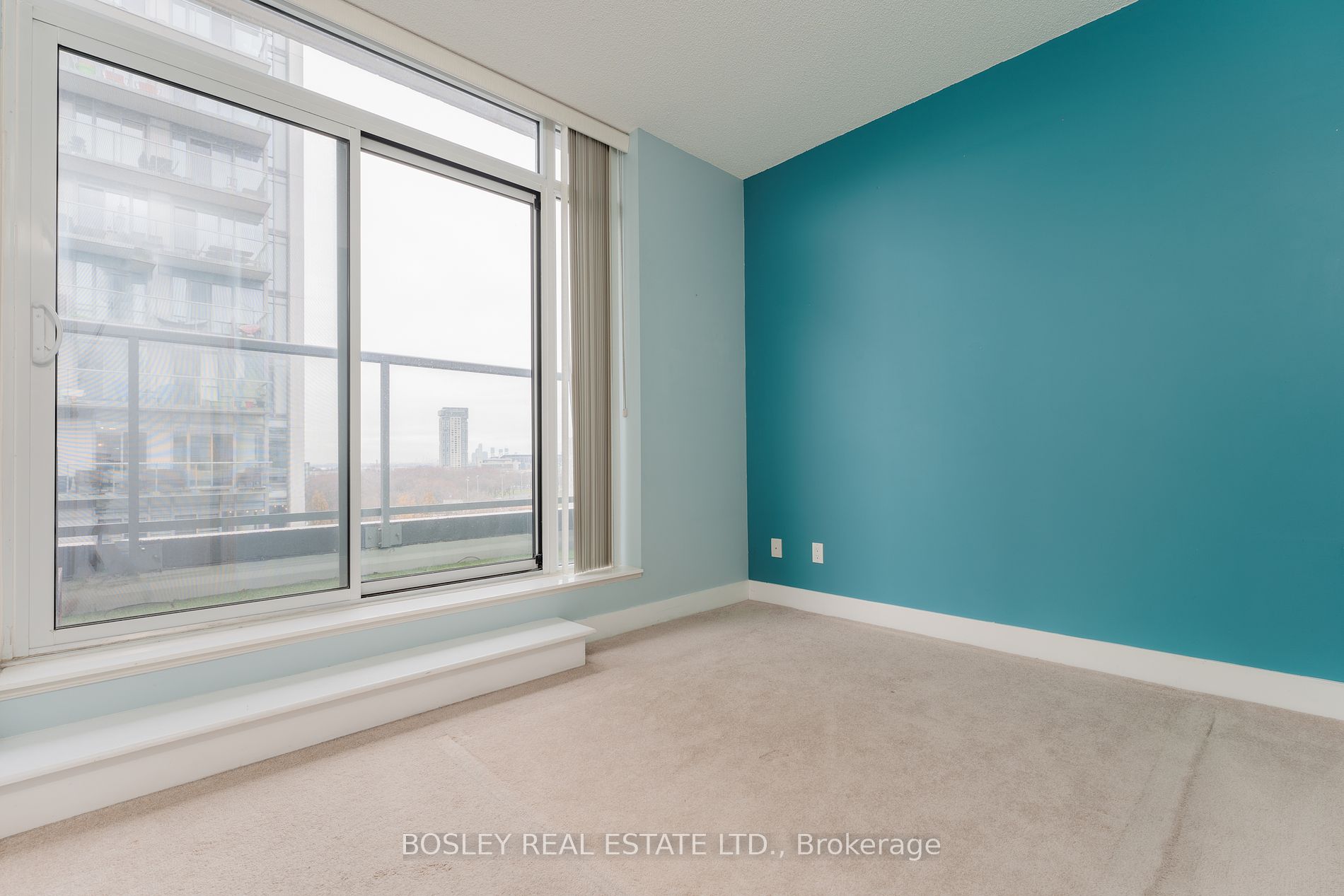 90 Stadium Road #902