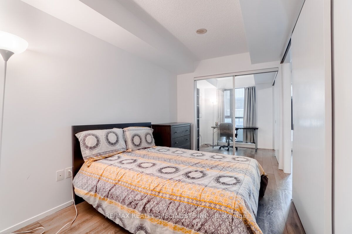 159 DUNDAS Street E #505