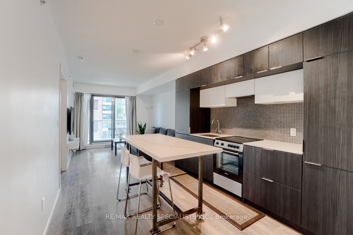 159 DUNDAS Street E #505